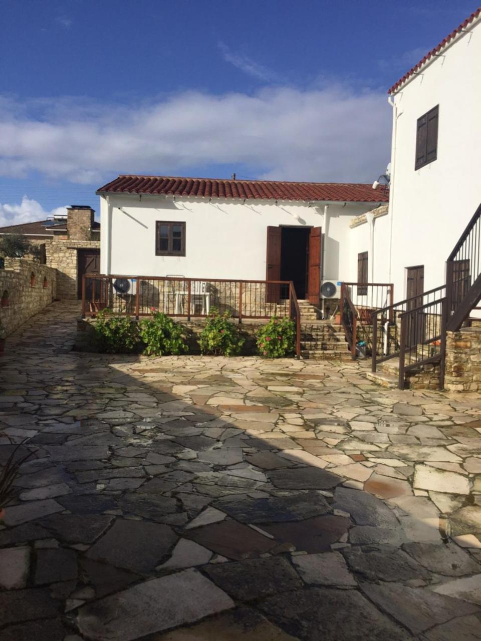 Villa Charoullas Traditional Mansion Alaminos Exterior foto