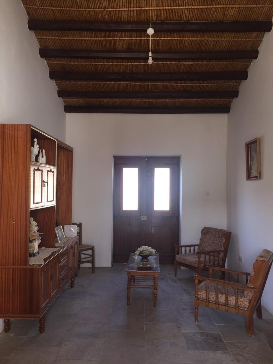 Villa Charoullas Traditional Mansion Alaminos Exterior foto